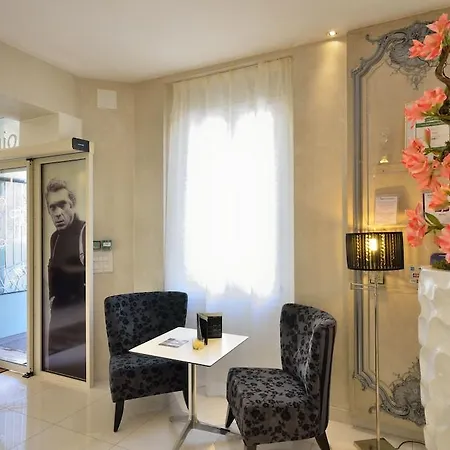 Hotell Renoir Cannes